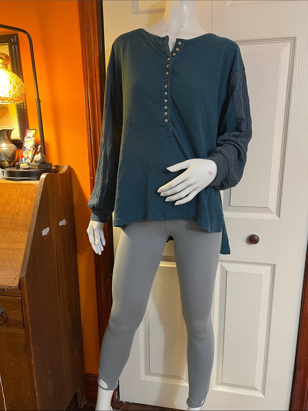 Free People teal knit henley top women’s size medium